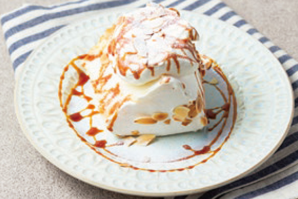 エンゼルフードケーキ　バニラキャラメル